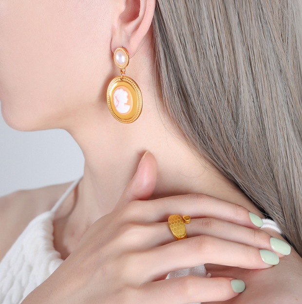 Women fashion trend titanium steel gold plated earring