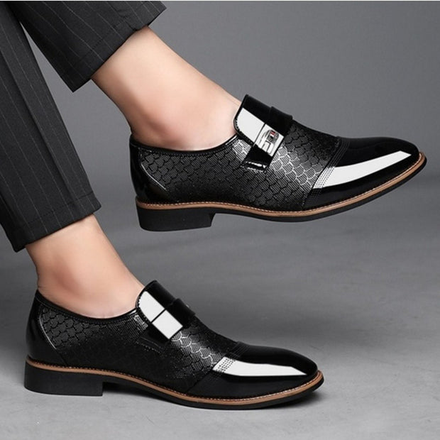 Embossed men's Leather Shoe